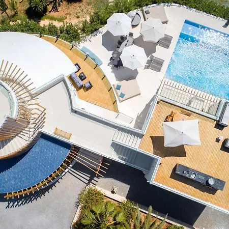 Luxury In With Stunning Seaviews *