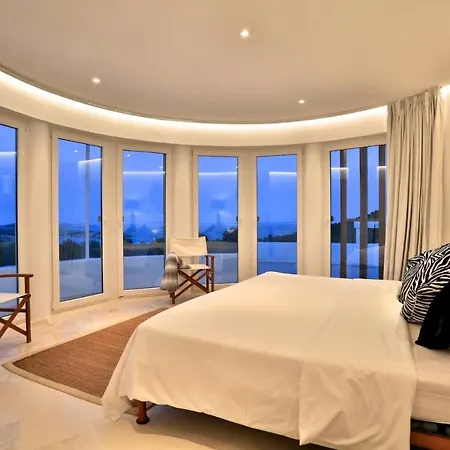 Βίλα Luxury In With Stunning Seaviews *