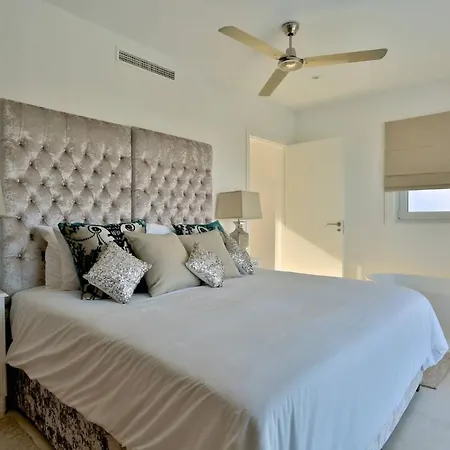 Luxury In With Stunning Seaviews Βίλα *