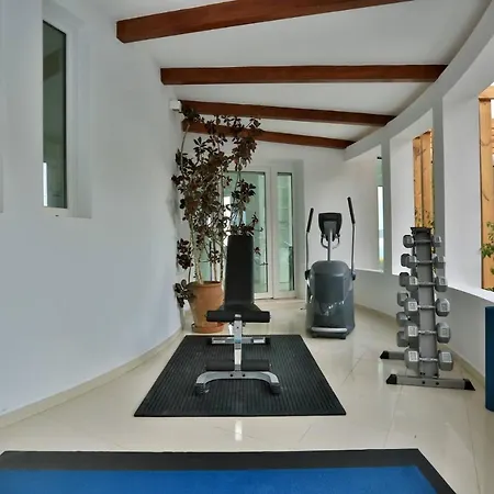 Luxury In With Stunning Seaviews *